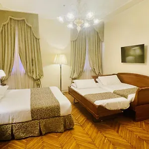 *** Hotel Dell'opera Itália