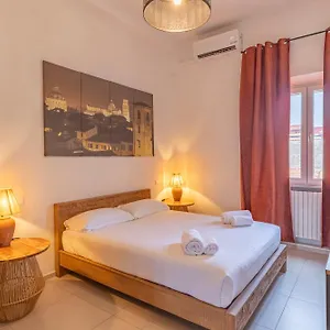 Bed & Breakfast Travel