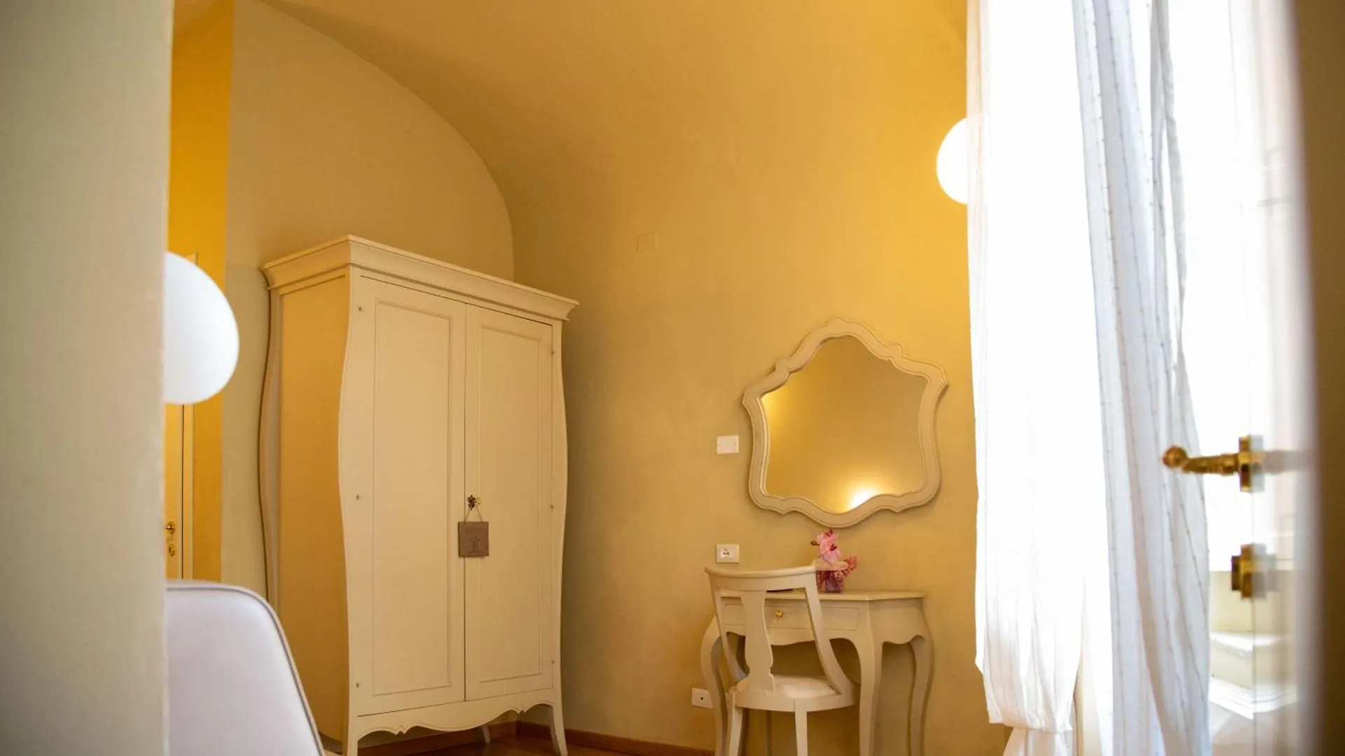 Residenza D'Epoca Relais I Miracoli Hotel Pisa Italy