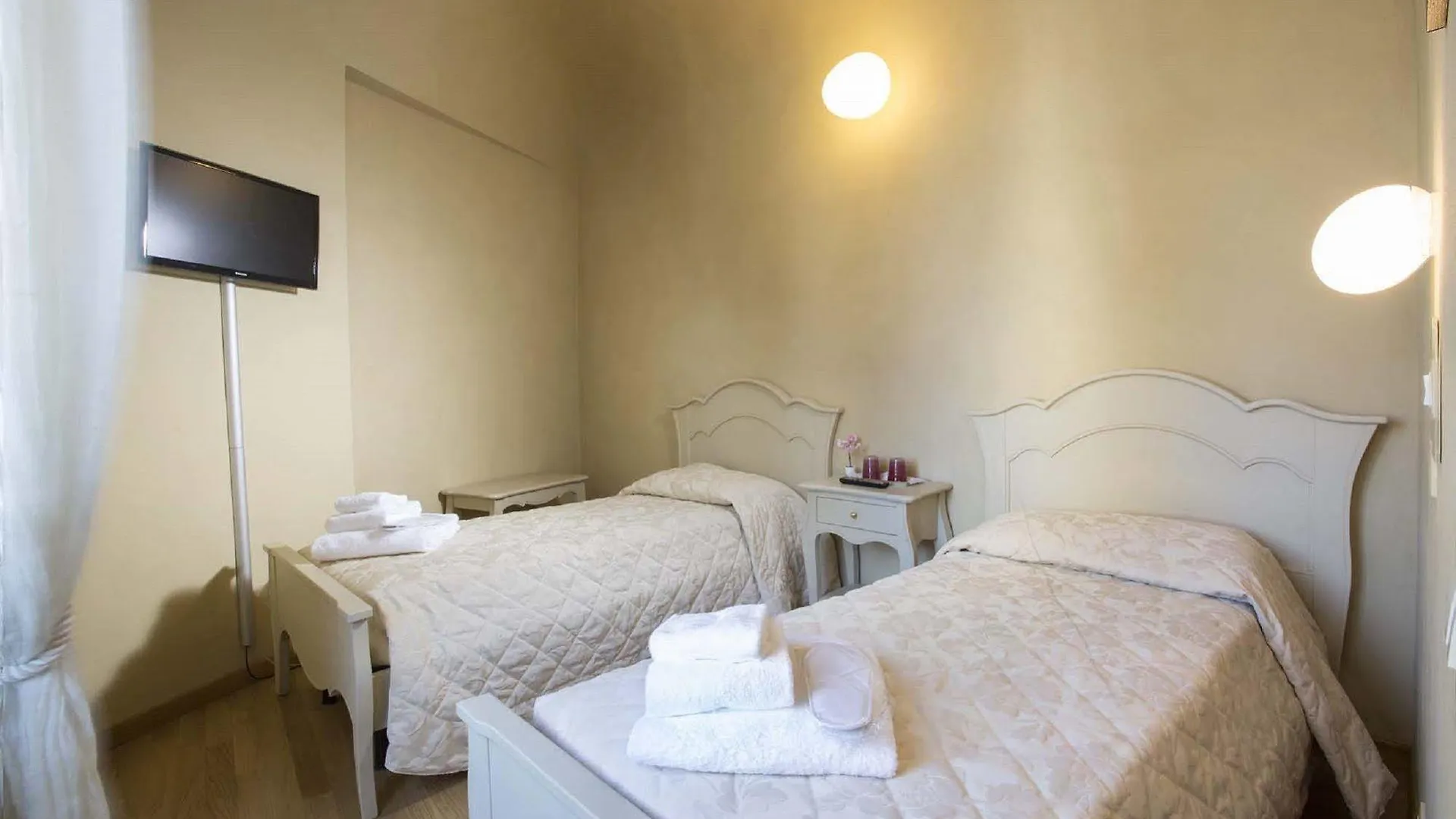 Residenza D'Epoca Relais I Miracoli Hotel Pisa 2*,